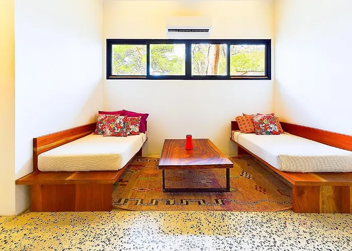Casa Cadejo- Incredible Surf House In