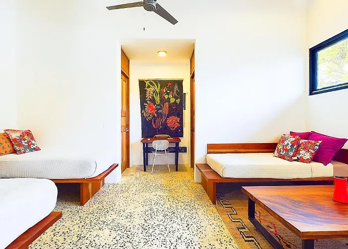 Casa Cadejo- Incredible Surf House In Сasa de vacaciones